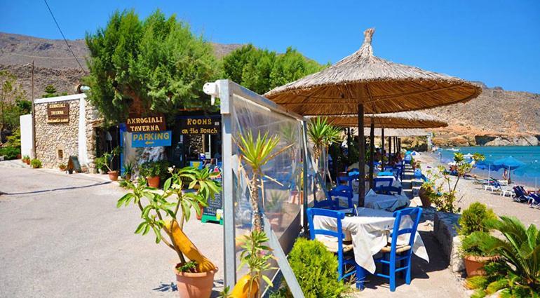 Beachfront Apartment Kato Zekros Exterior photo
