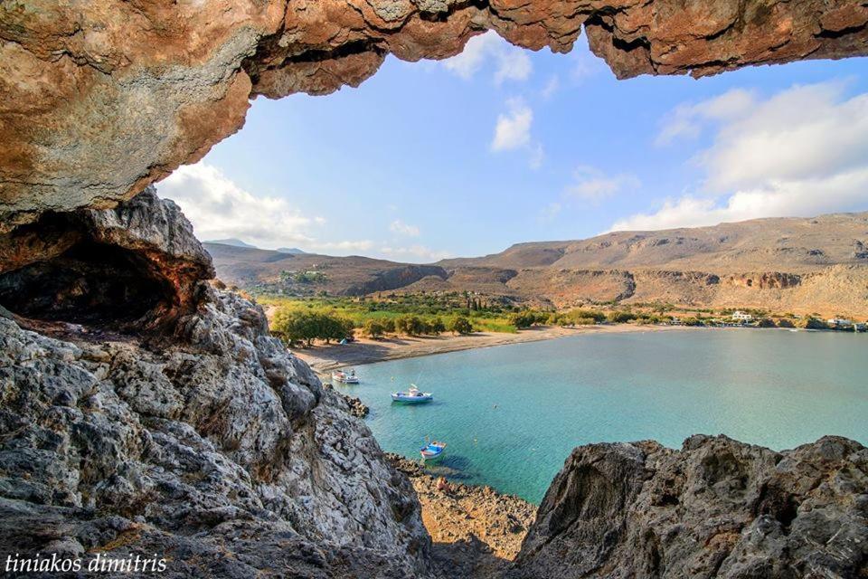 Beachfront Apartment Kato Zekros Exterior photo